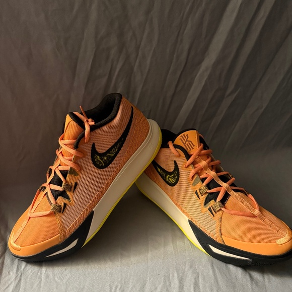 Nike Other - Nike Kyrie Flytrap 6 Orange Trance Yellow Strike
